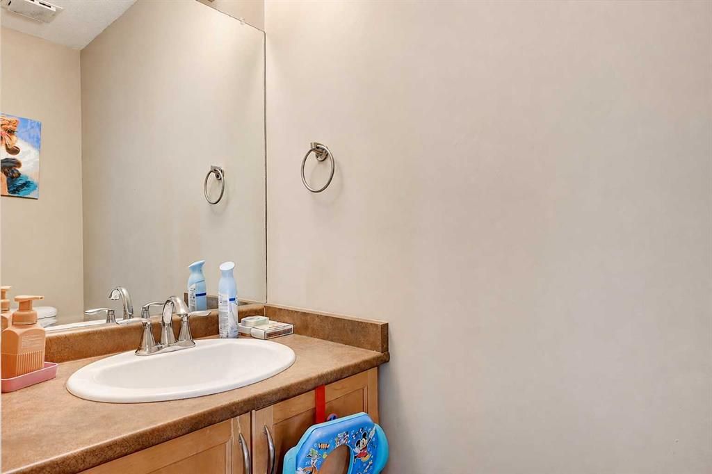 9022 131 Avenue  - Photo 11