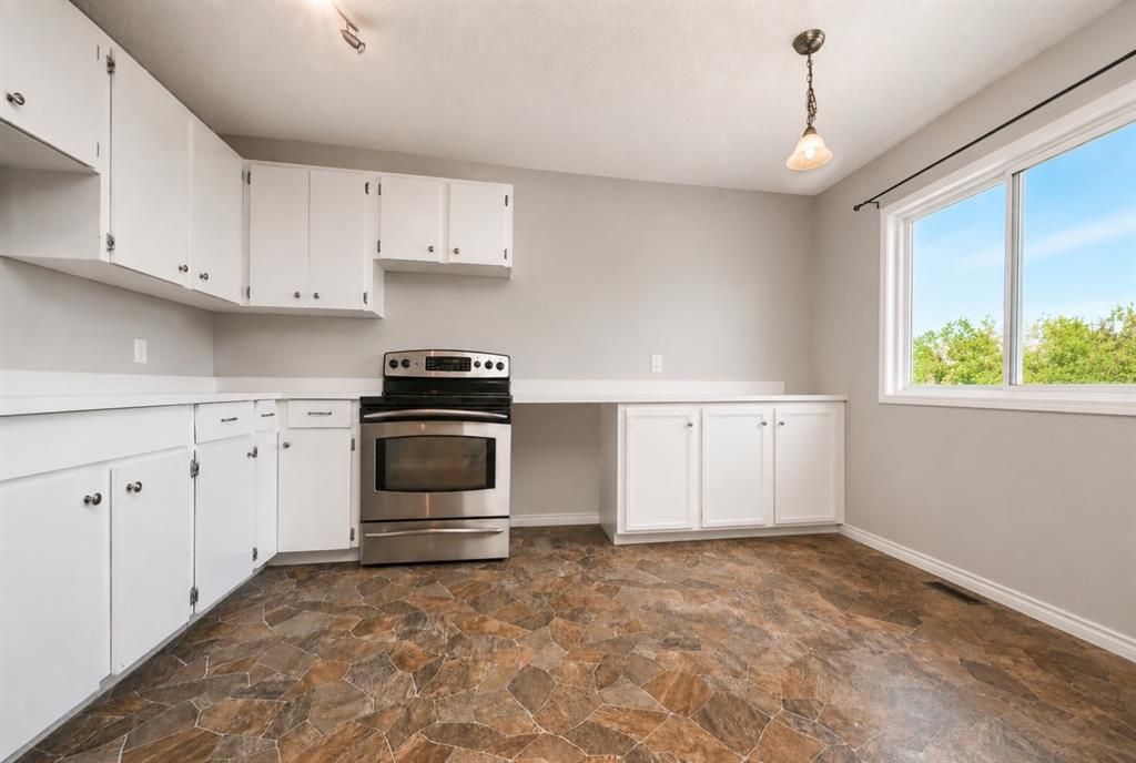 7811 Cedarwood Park  - Photo 6