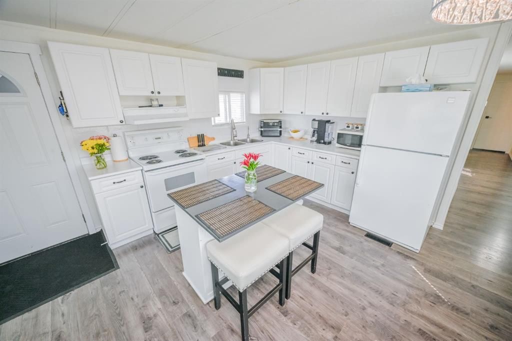 110, 10615 88 Street  - Photo 12