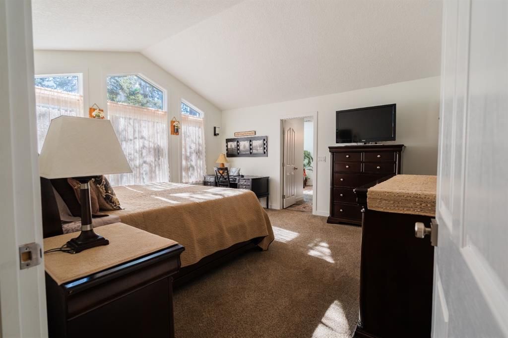 6, 60031 704A Township  - Photo 23