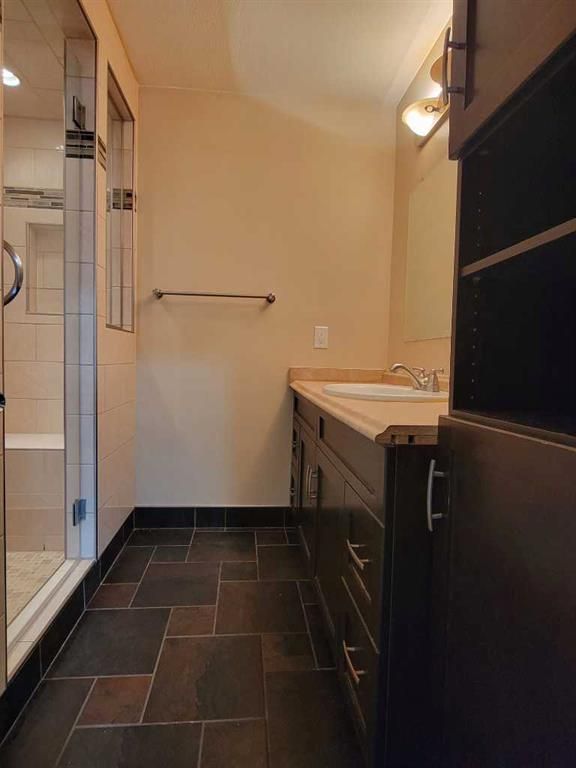 10215 106 Avenue  - Photo 11