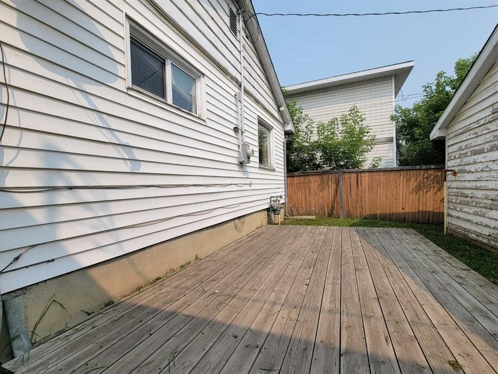 10215 106 Avenue  - Photo 18