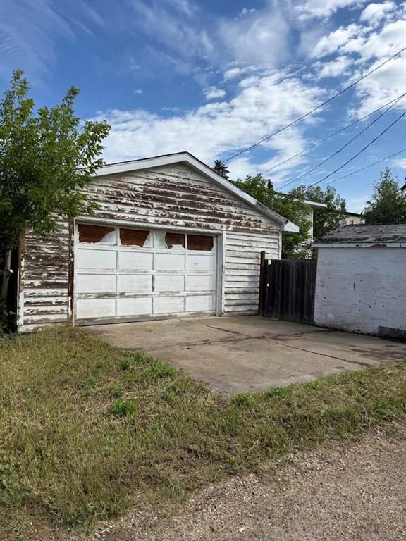10215 106 Avenue  - Photo 19