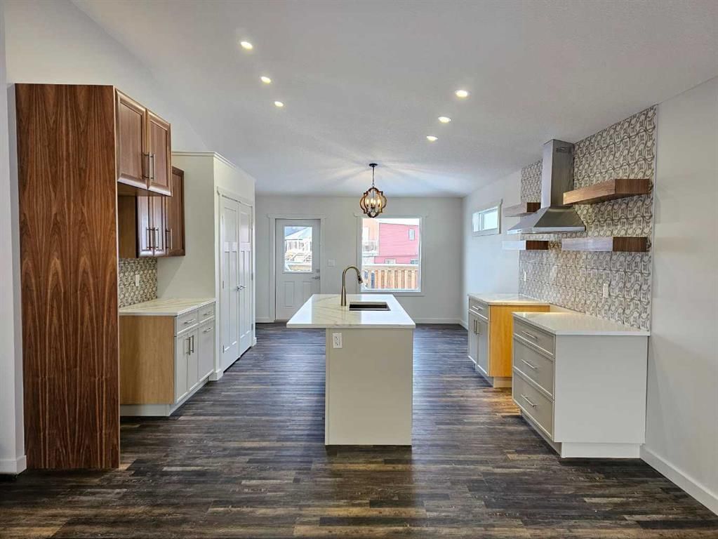 9215 94a Avenue  - Photo 8