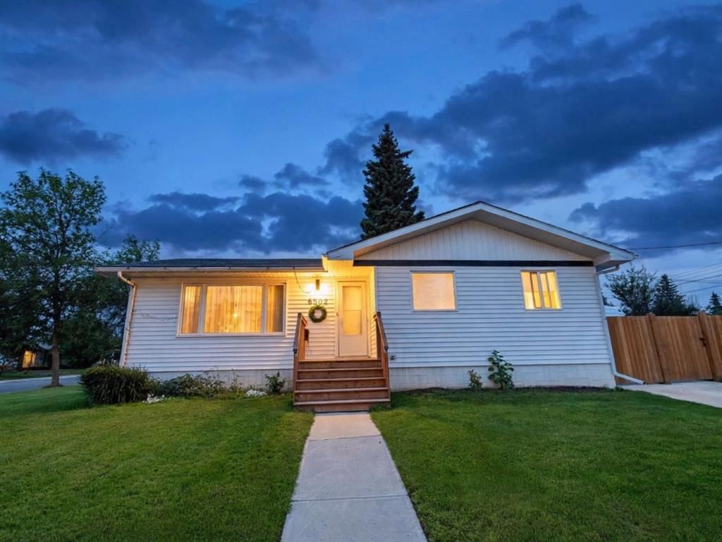 8502 99 Street - Photo 1