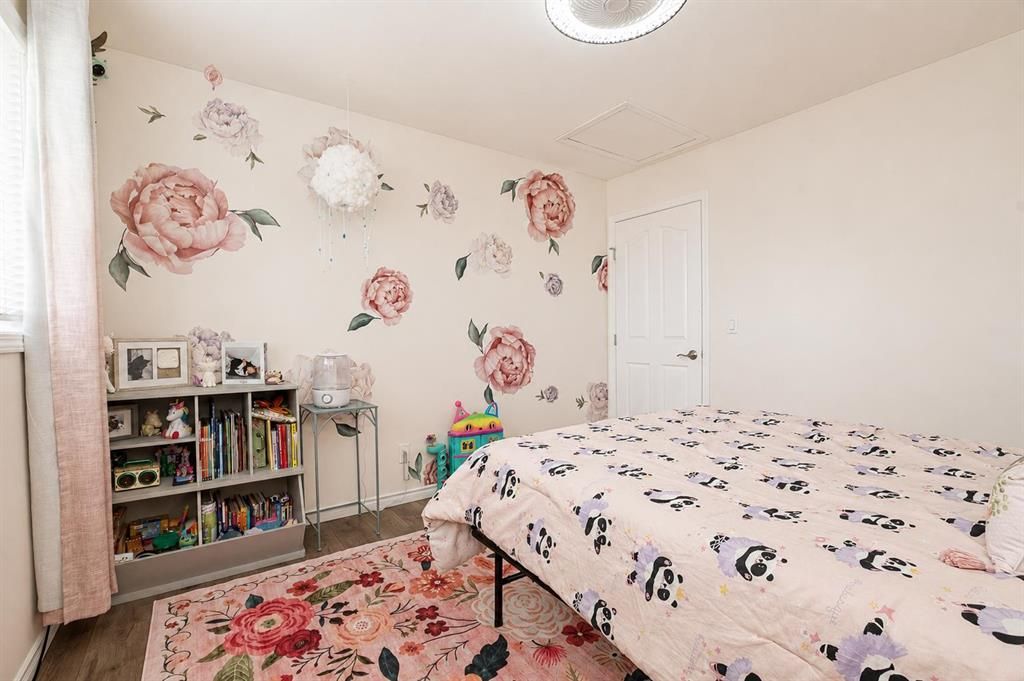 12701 Lakeshore Drive  - Photo 27