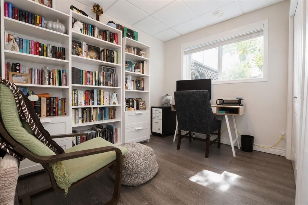 12701 Lakeshore Drive  - Photo 32