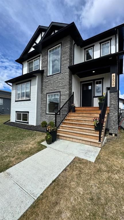 8606 72 Avenue  - Photo 3