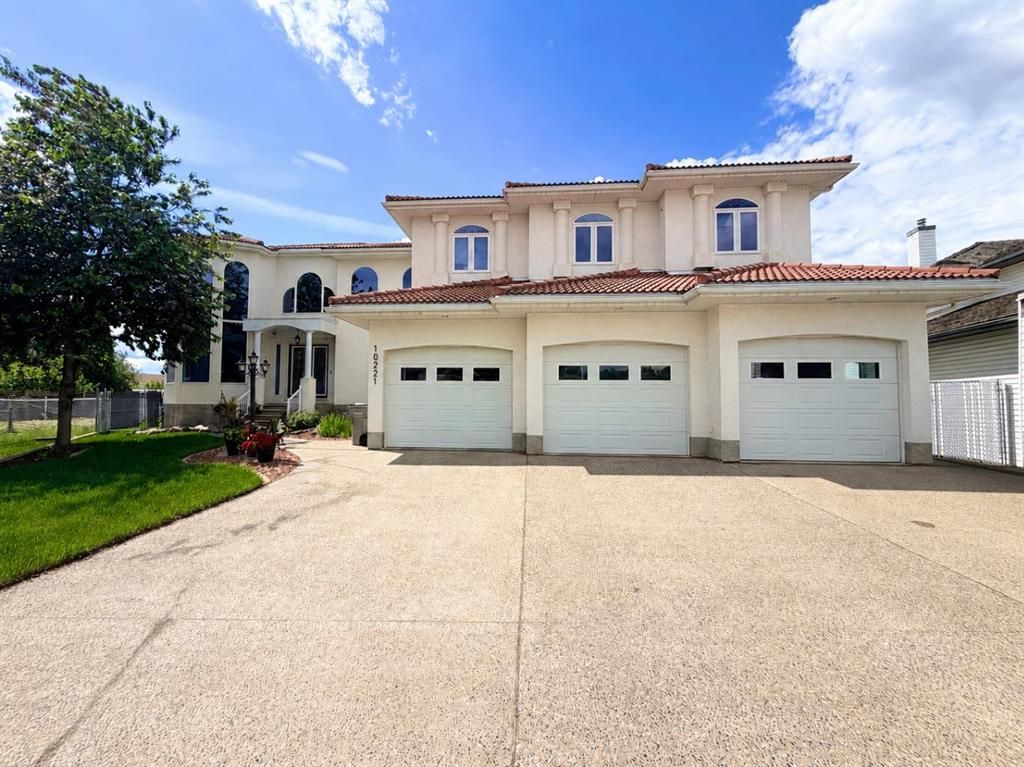 10221 74 Avenue  - Photo 1