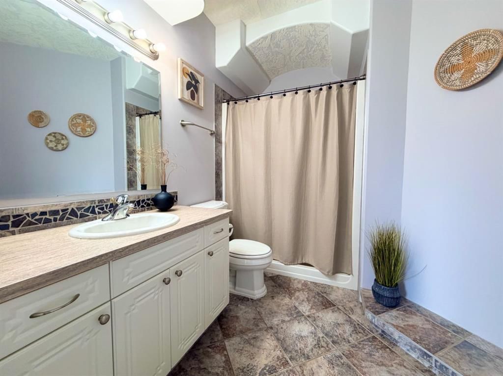10221 74 Avenue  - Photo 15