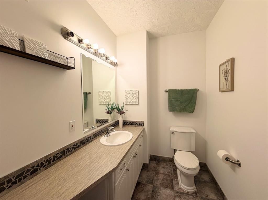 10221 74 Avenue  - Photo 21