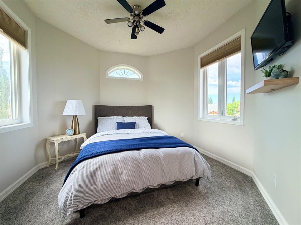 10221 74 Avenue  - Photo 41