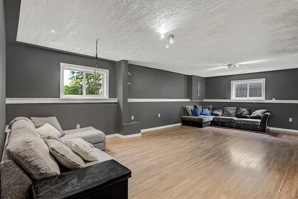 9329 69 Avenue  - Photo 25