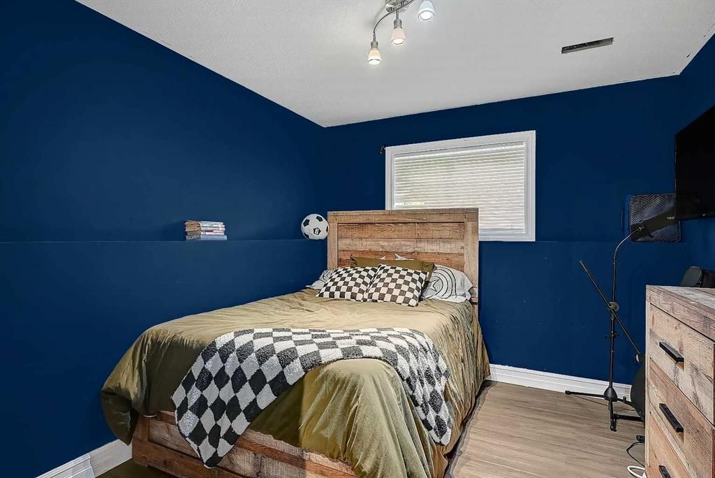 9329 69 Avenue  - Photo 26
