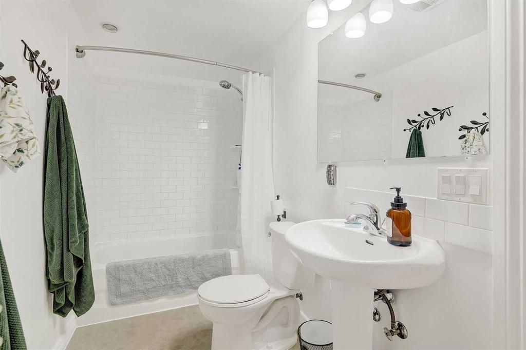 918 5 Avenue  - Photo 20