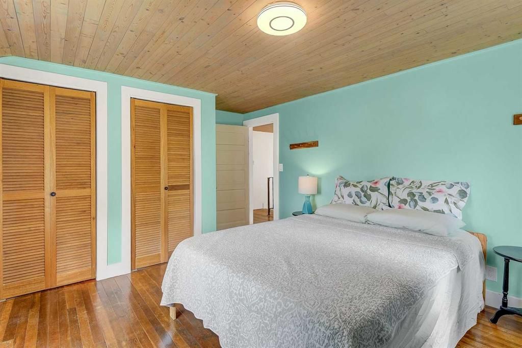 918 5 Avenue  - Photo 24