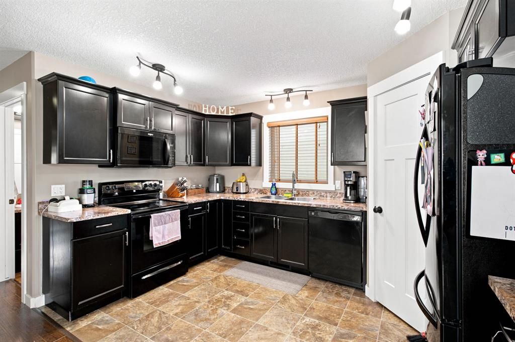 11551 75 Avenue  - Photo 6