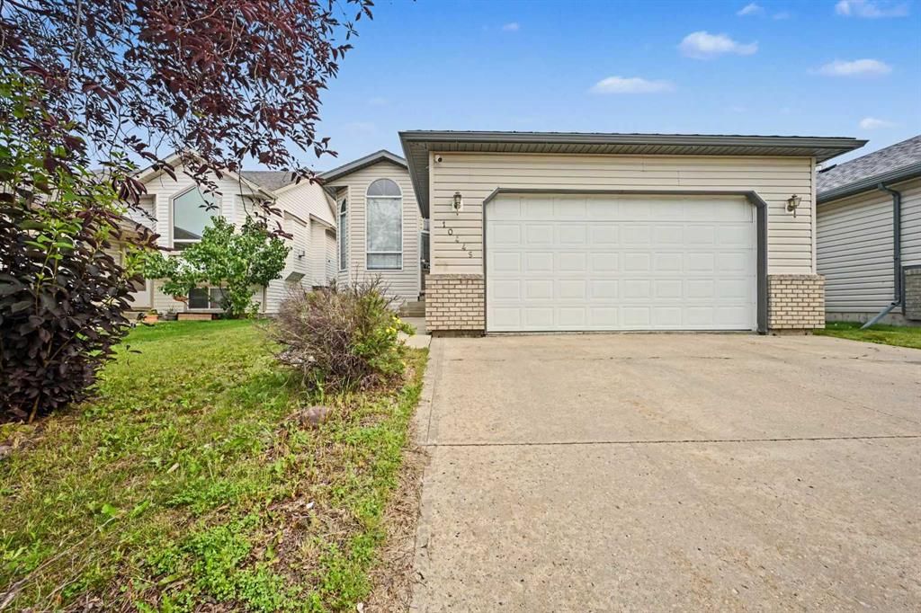 10449 122 Avenue - Photo 1