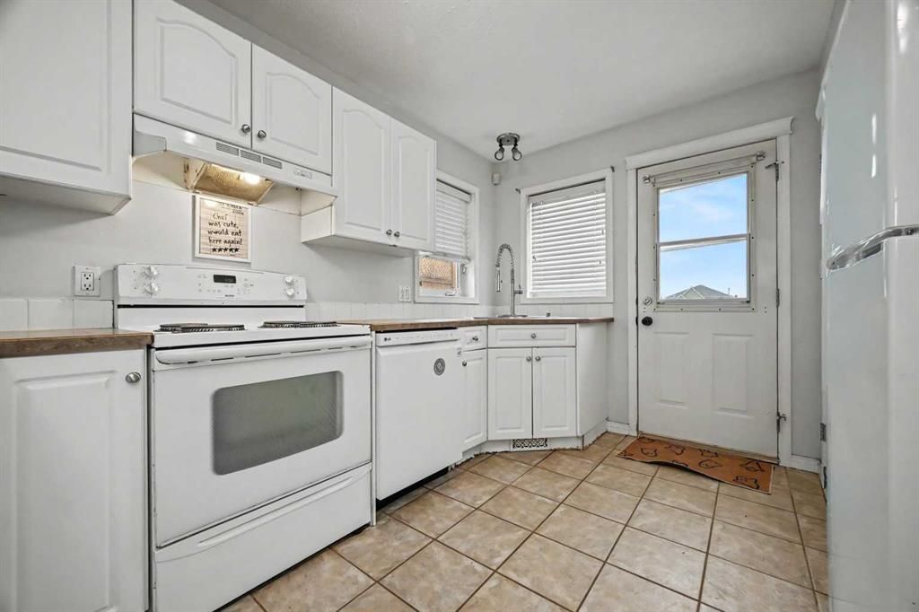 10449 122 Avenue  - Photo 10
