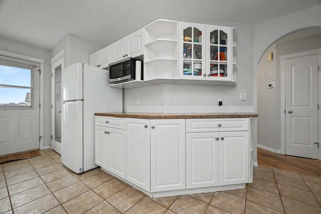 10449 122 Avenue  - Photo 11