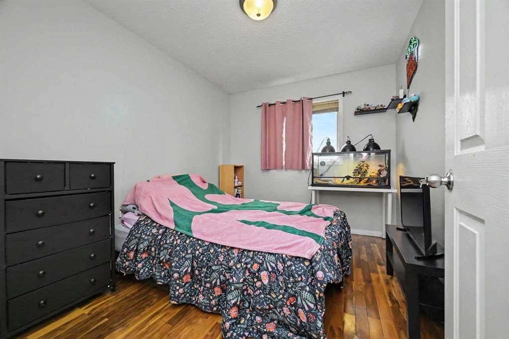 10449 122 Avenue  - Photo 16