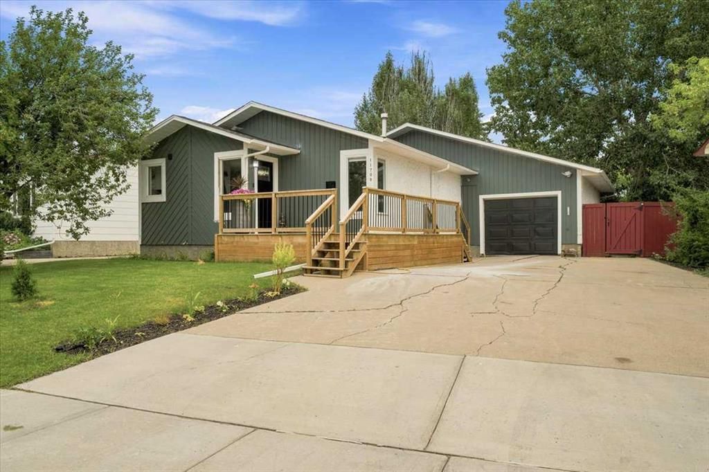 11709 95 Street  - Photo 1