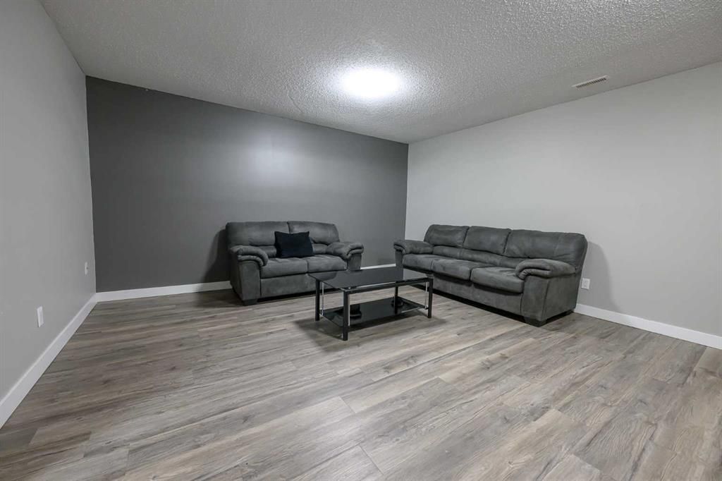 9413 123 Avenue  - Photo 22
