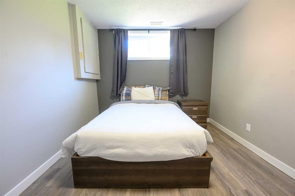 9413 123 Avenue  - Photo 32