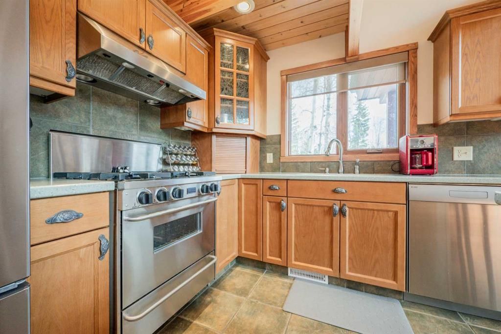 118, 70544 Range Road 243   - Photo 5