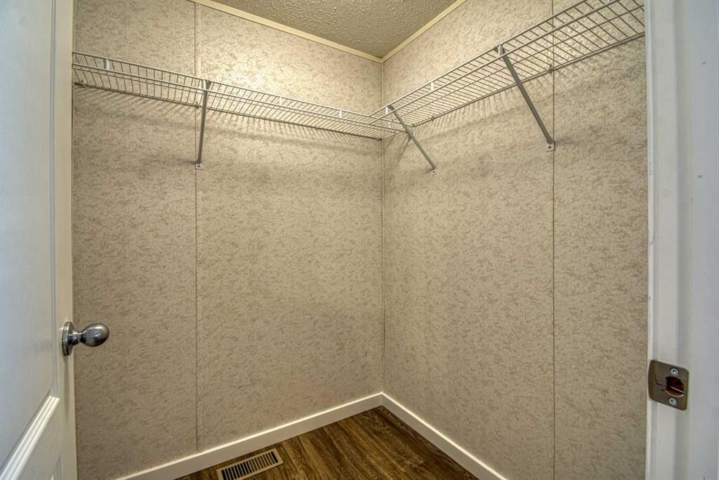 9507 108B Avenue  - Photo 27