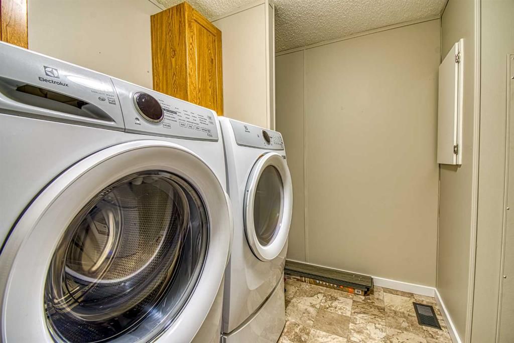 9507 108B Avenue  - Photo 29