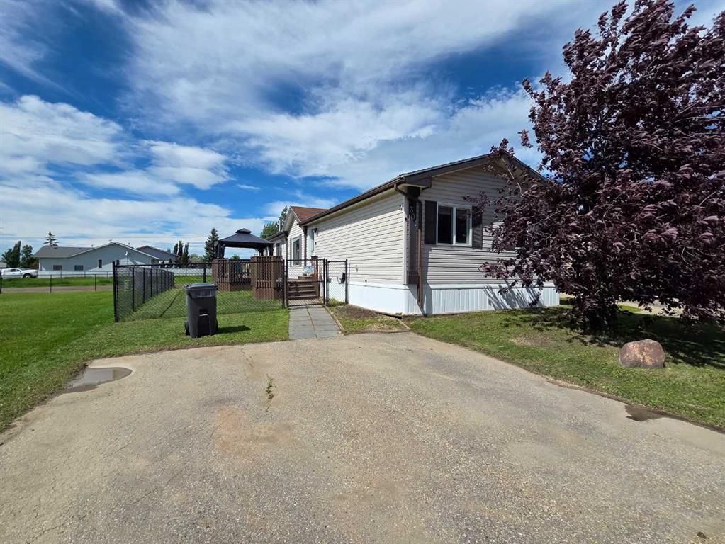 301, 10615 88 Street  - Photo 1