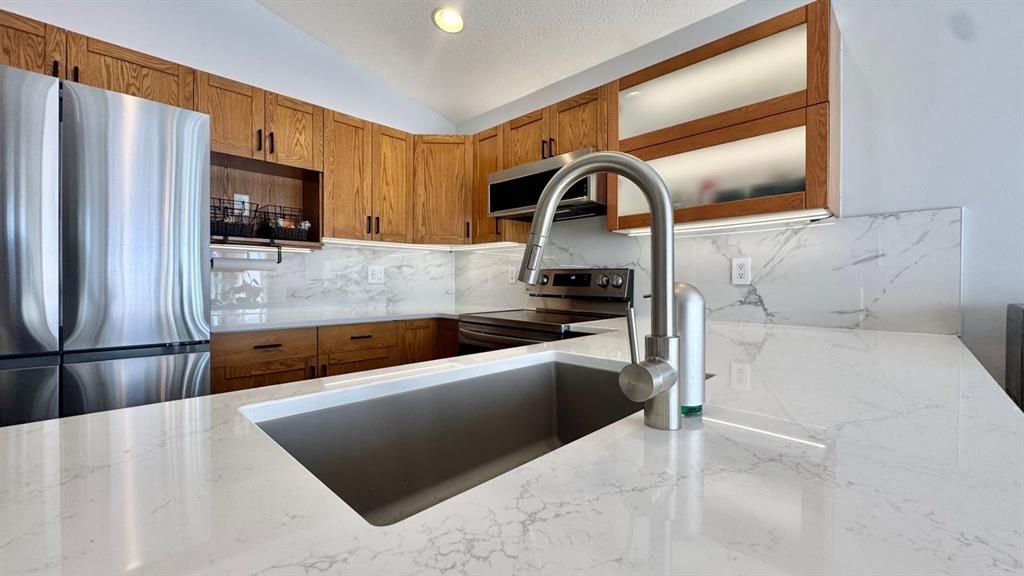 8833 67 Avenue  - Photo 9