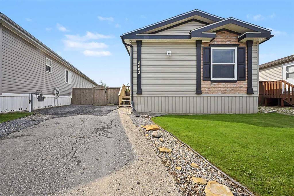 8803 86 Avenue  - Photo 1