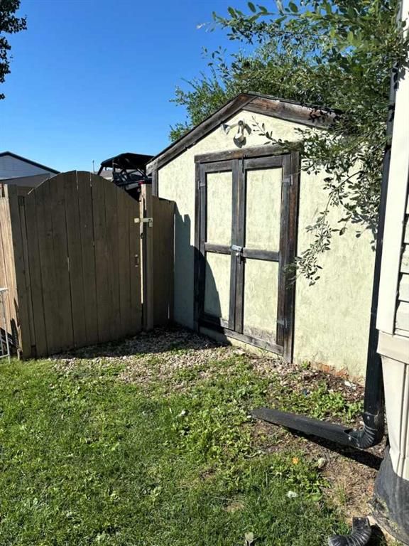 8803 86 Avenue  - Photo 33