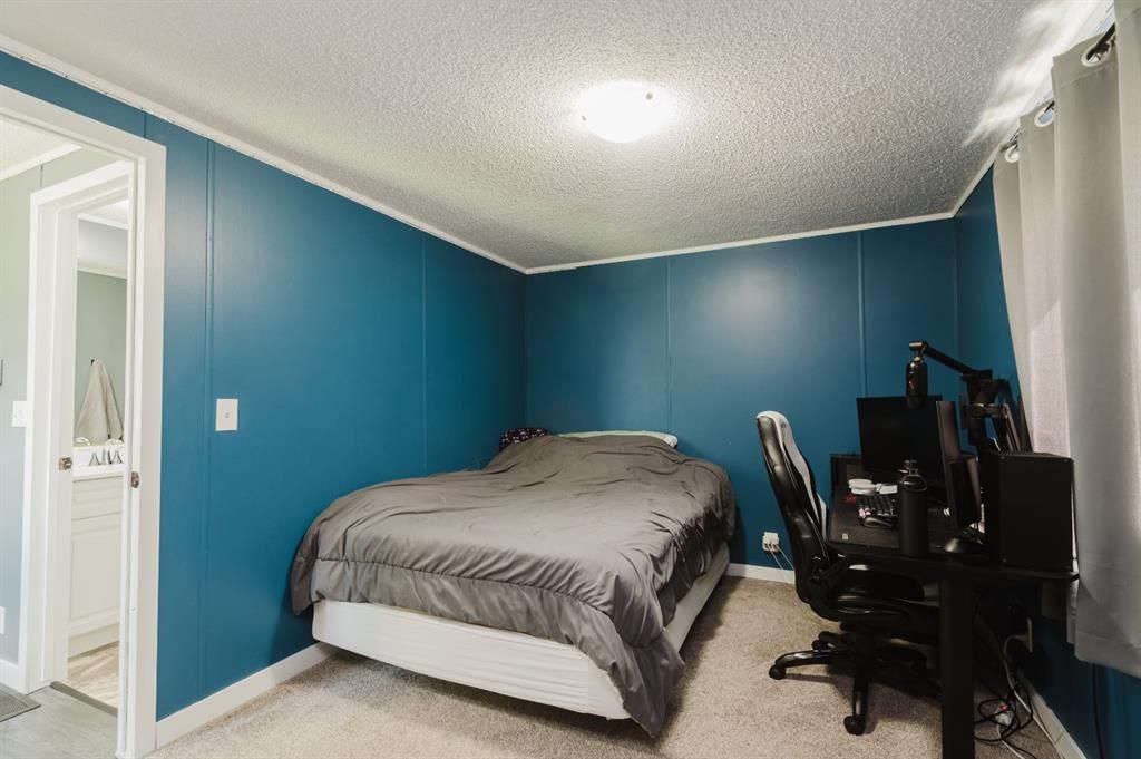 9709 107 Avenue  - Photo 20