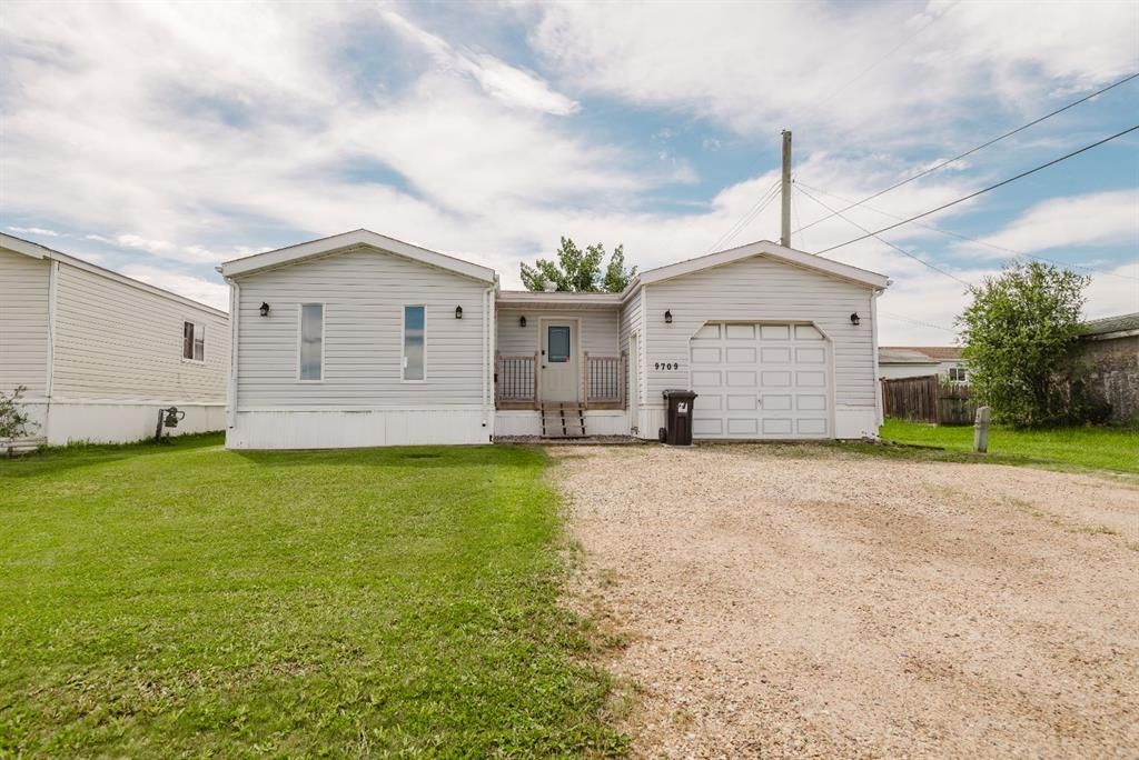 9709 107 Avenue  - Photo 3