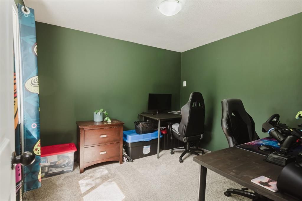 9709 107 Avenue  - Photo 9