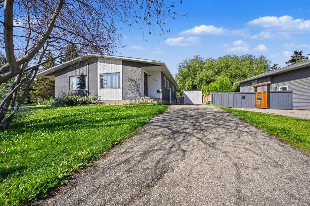 7208 99A Street  - Photo 2