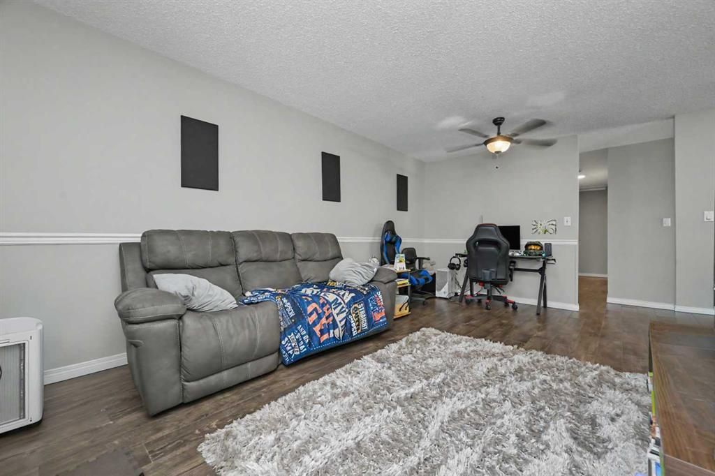 7208 99A Street  - Photo 4
