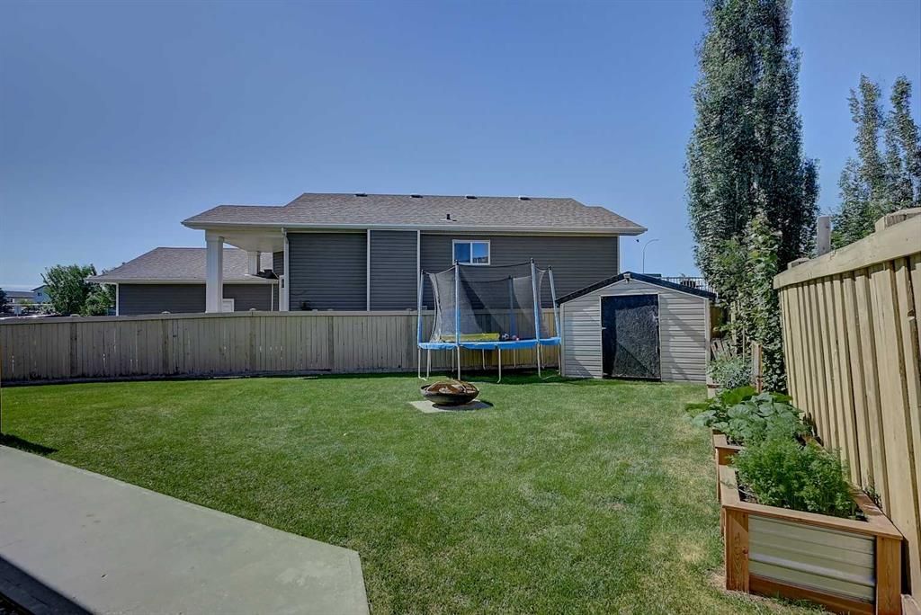 7102 90 Street  - Photo 27
