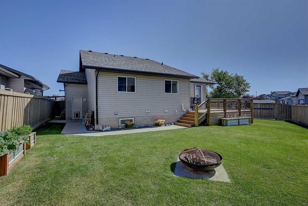 7102 90 Street  - Photo 28