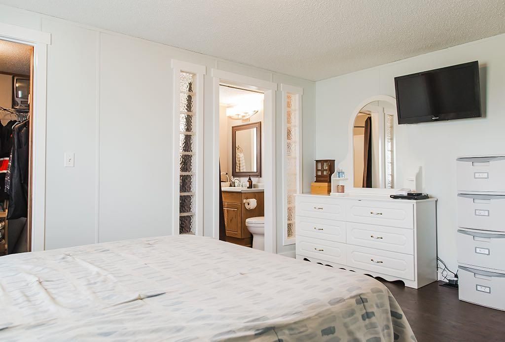 9705 108 Avenue  - Photo 16