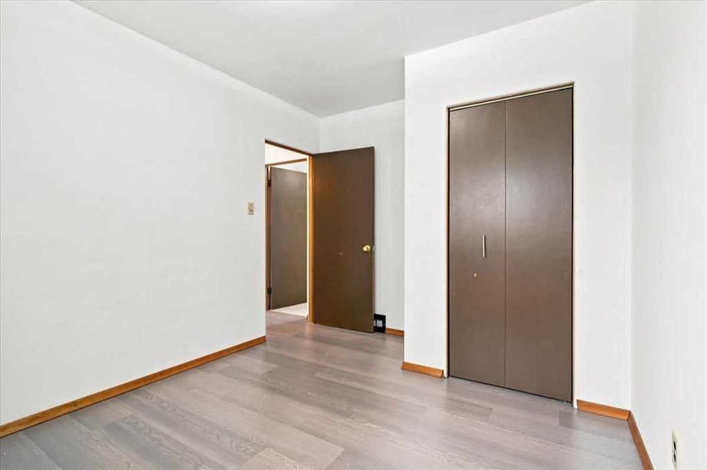 10281 111 Avenue  - Photo 15