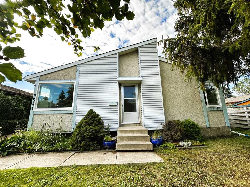 9541 88 Avenue - Photo 1