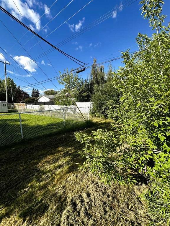 9541 88 Avenue  - Photo 10