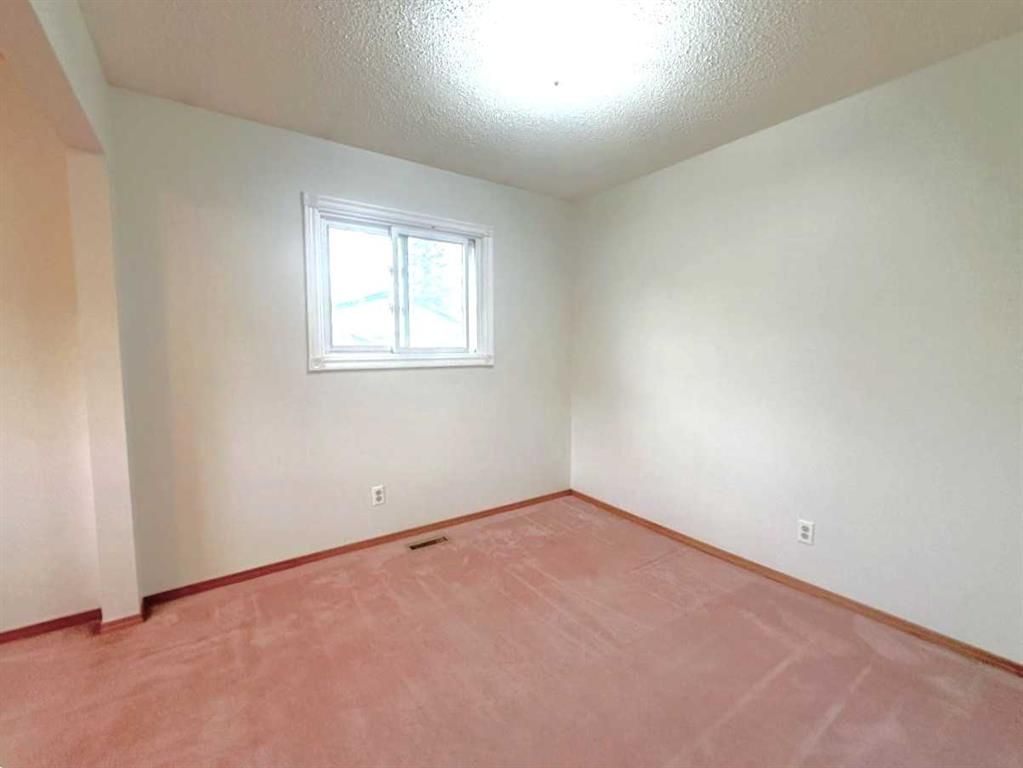 9541 88 Avenue  - Photo 28