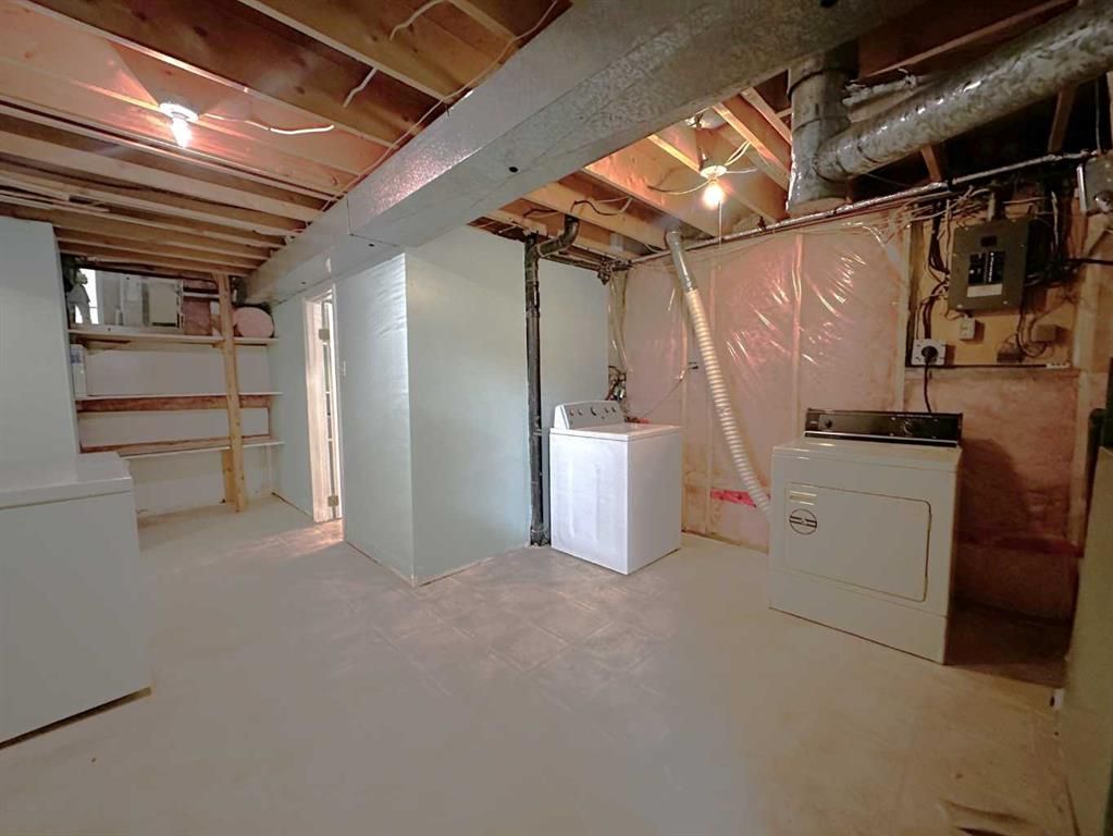 9541 88 Avenue  - Photo 44