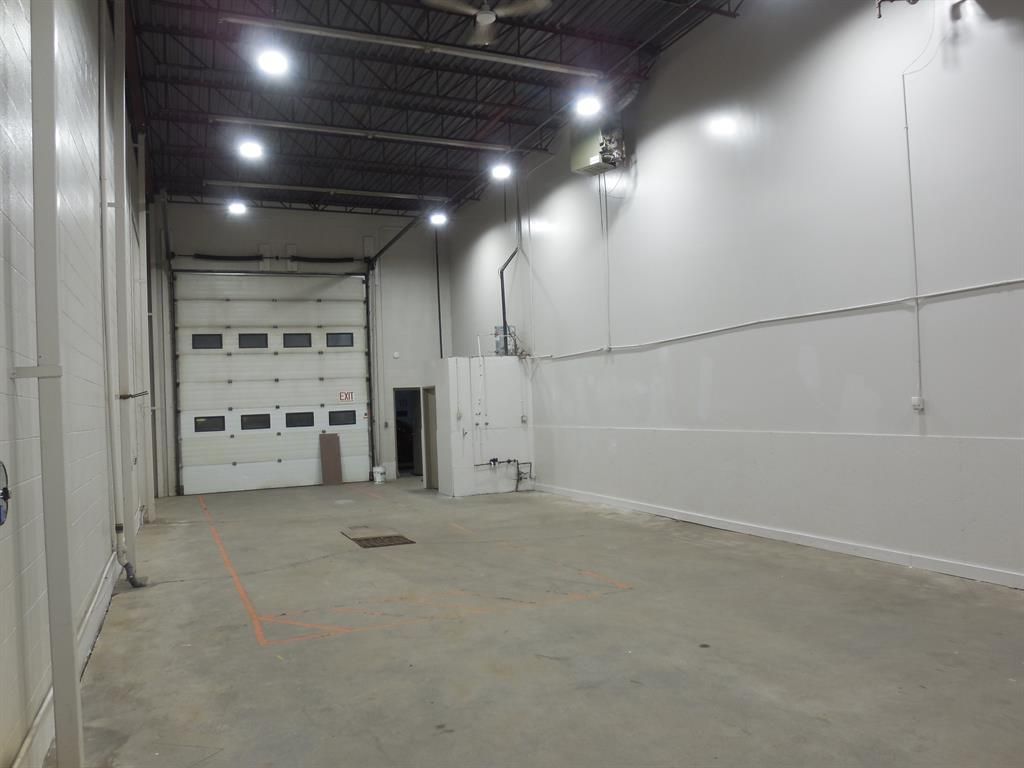 R105, 8504 112 Street  - Photo 6