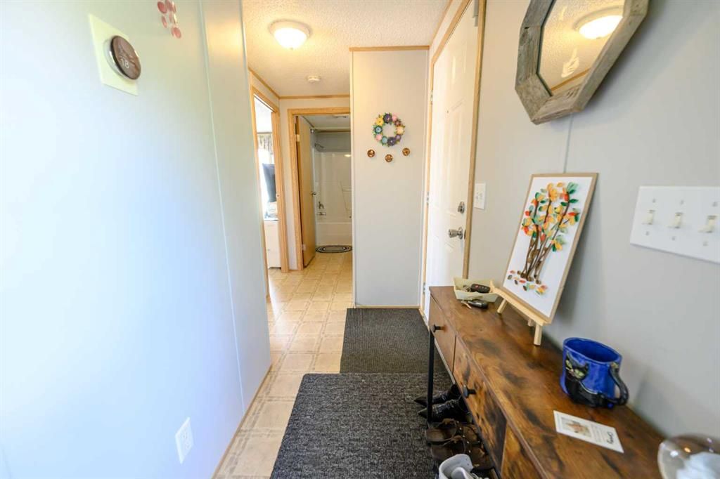 8505 90A Street  - Photo 21